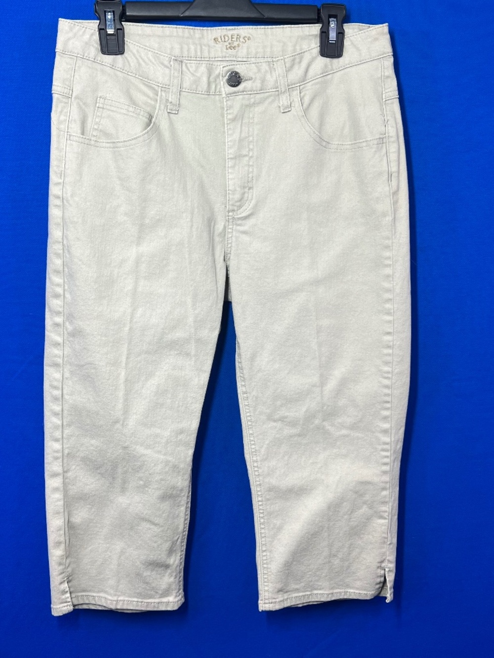 |•RIDERS BY LEE•| Tan Stretch Capri Jeans Size 10